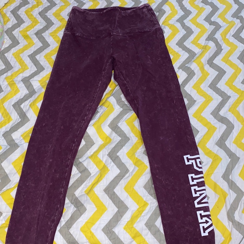 PINK Leggings